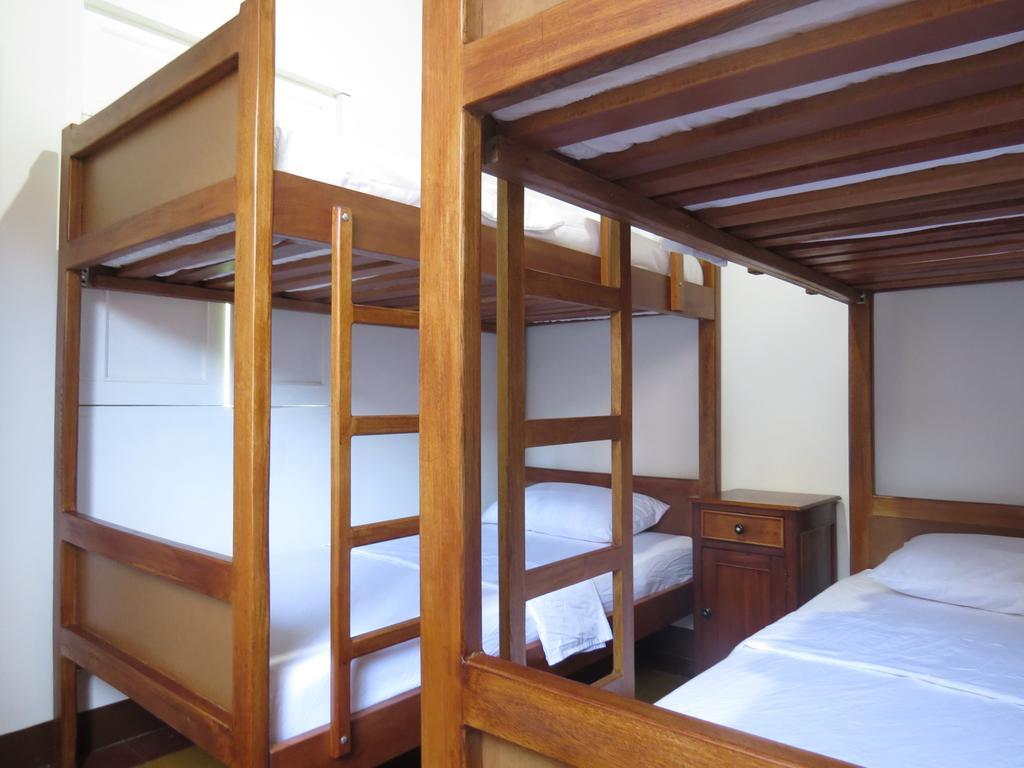 Hostal Casa Prado Медельин Экстерьер фото