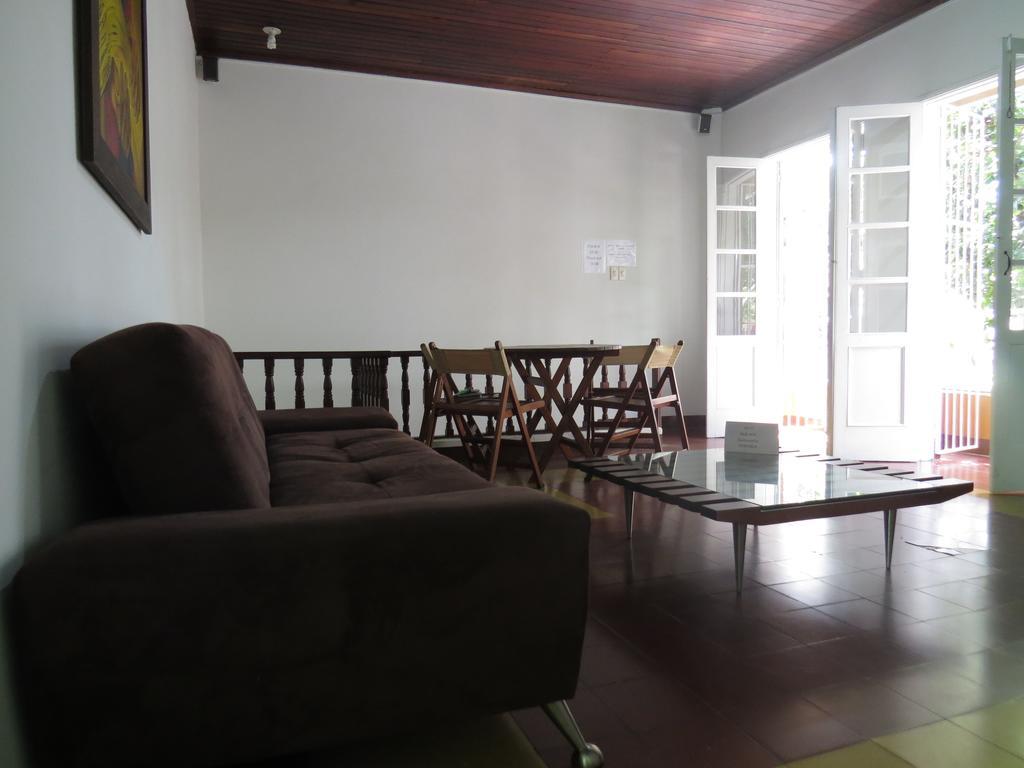 Hostal Casa Prado Медельин Экстерьер фото