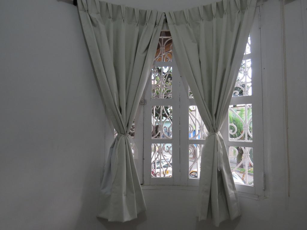 Hostal Casa Prado Медельин Экстерьер фото